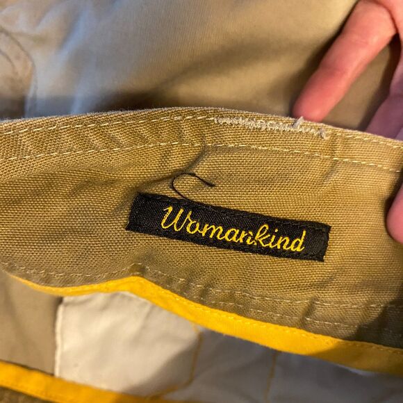 Caterpillar Inc Womankind Shorts Khaki Regular Fit Roll Tab Cuff Size 28 - Picture 7 of 15